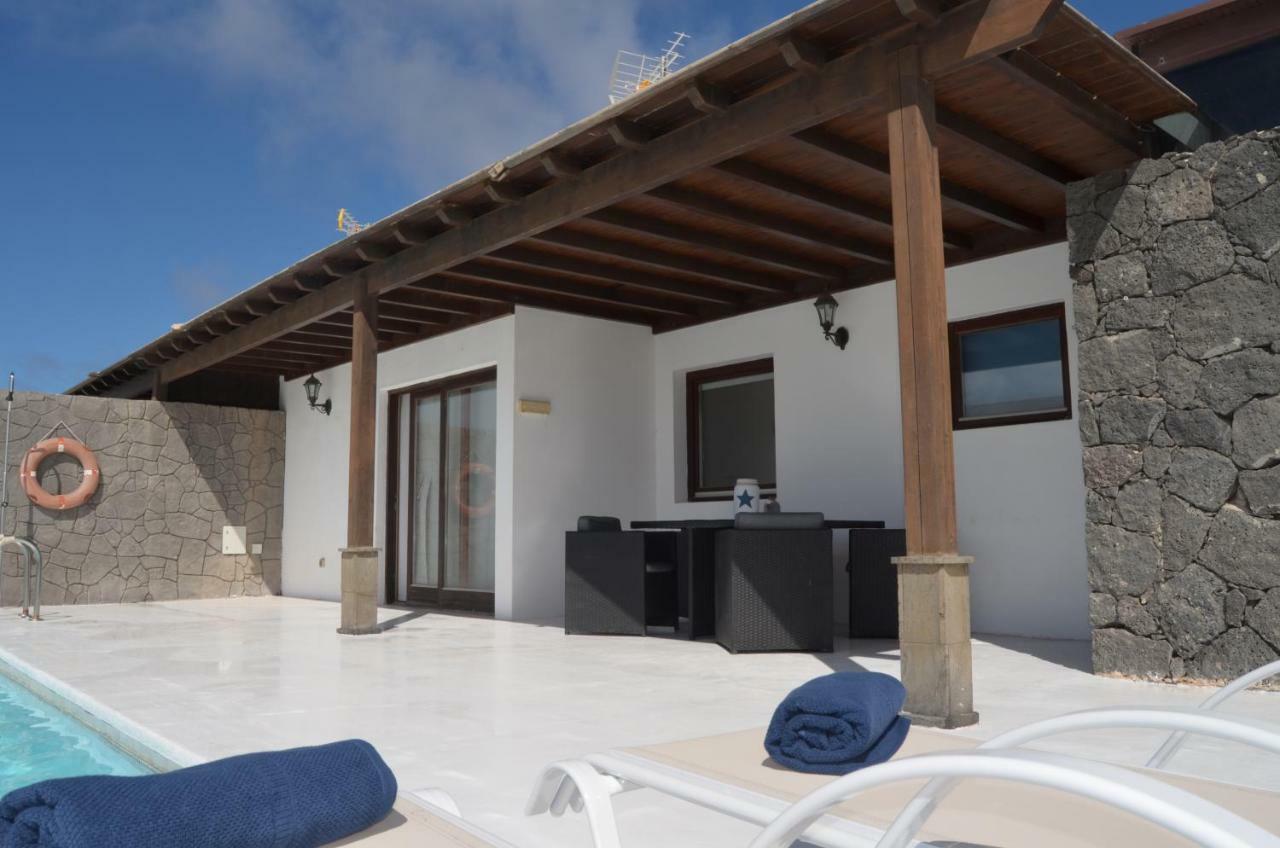 Villa Lola Playa Blanca  Exterior photo