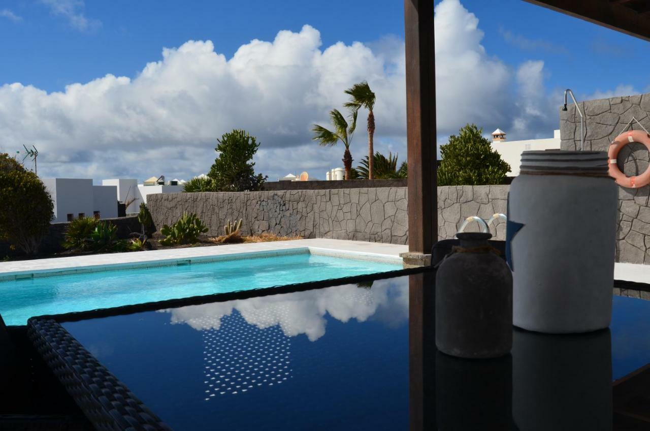 Villa Lola Playa Blanca  Exterior photo